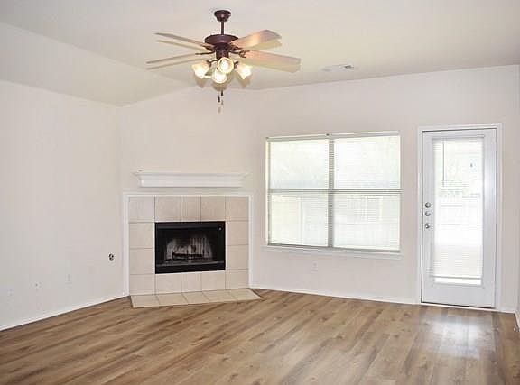 5th image of 1217 Hickory Bend Ln