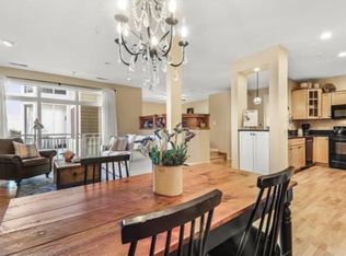 201 N Blair St, Madison, WI 53703