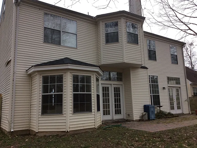 807 Lantern Pl — Photo 4