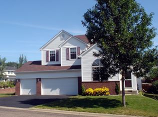 1715 Fair Oaks Dr, White Bear Lake, MN 55110