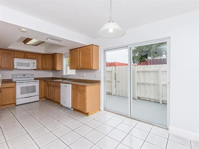 7918 Kimberly Blvd — Photo 4