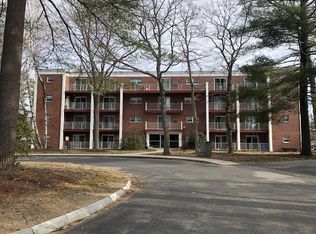 60 Greentree Ln APT 37, Weymouth, MA 02190