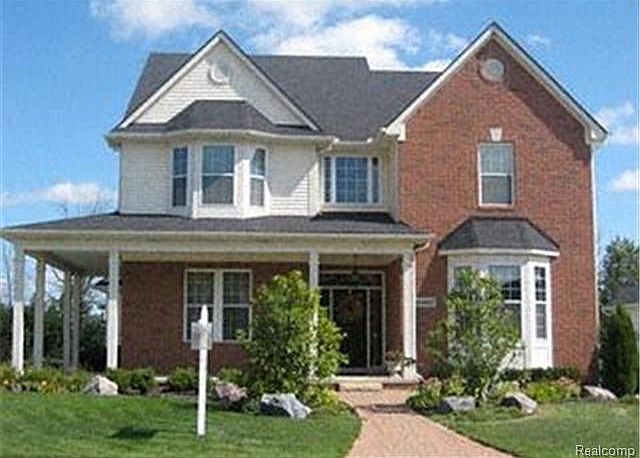 1st image of 59812 Beechwood Dr