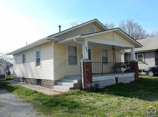 927 NE Green St, Topeka, KS 66616
