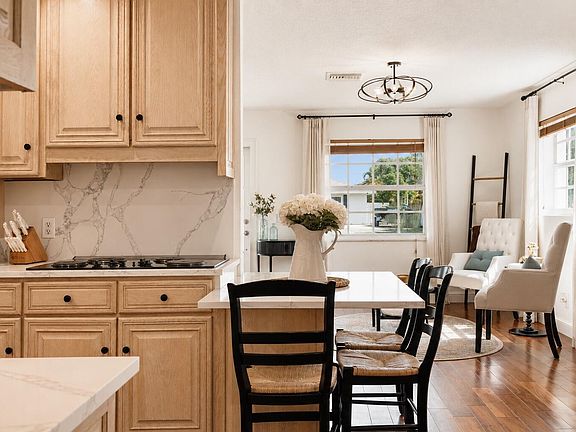 5th image of 7416 Overlook Drive