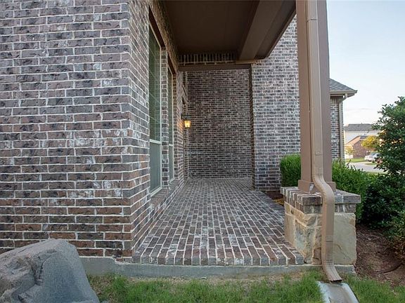 4th image of 3316 Sombrero Dr