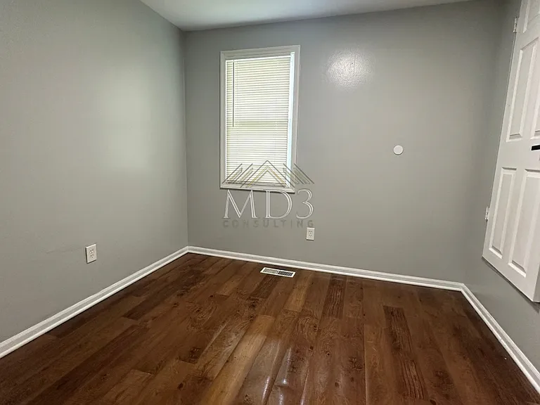 418 Millman Dr — Photo 14