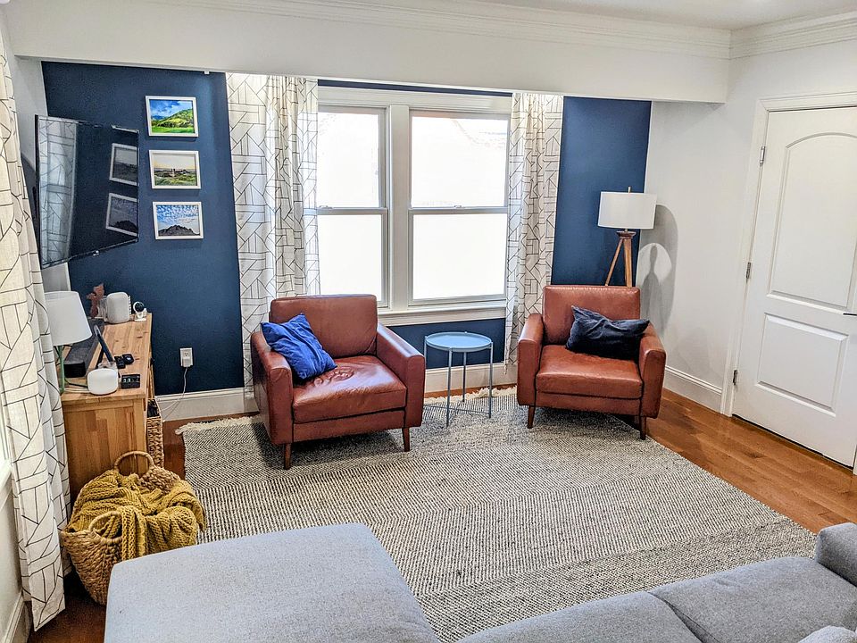 Open concept main floor