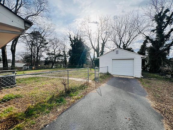 5th image of 7283 Jackson Ave
