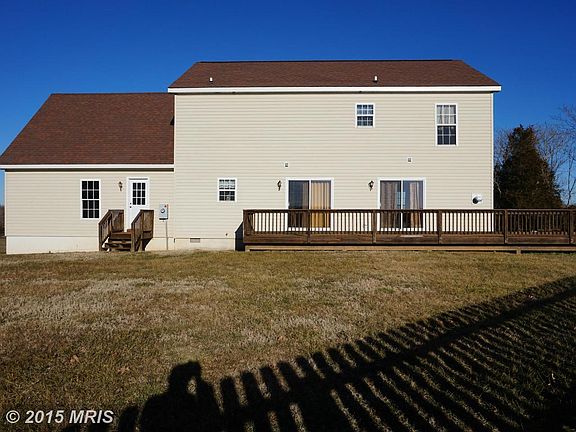 3rd image of 204 Stonewall Ct