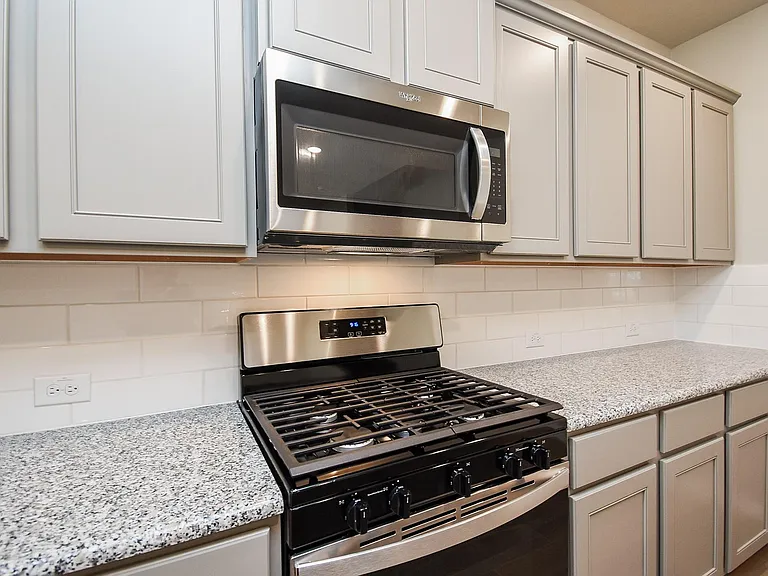 2910 Scanlan Mdw #18 — Photo 11