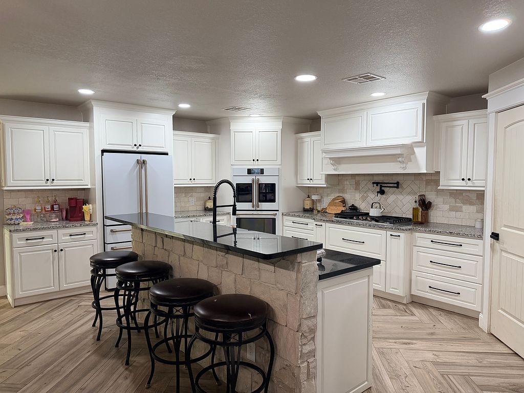 1704 Old Post Cir - Property Image
