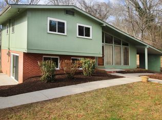 107 N Seneca Rd, Oak Ridge, TN 37830