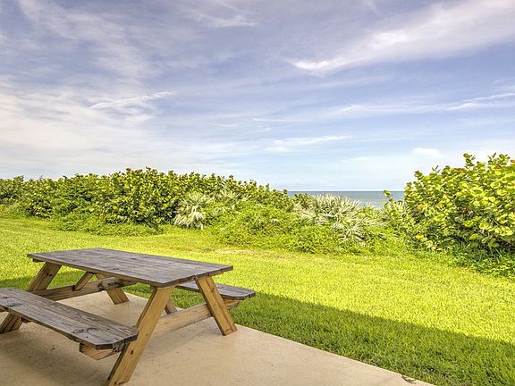 4th image of 2947 Highway A1a