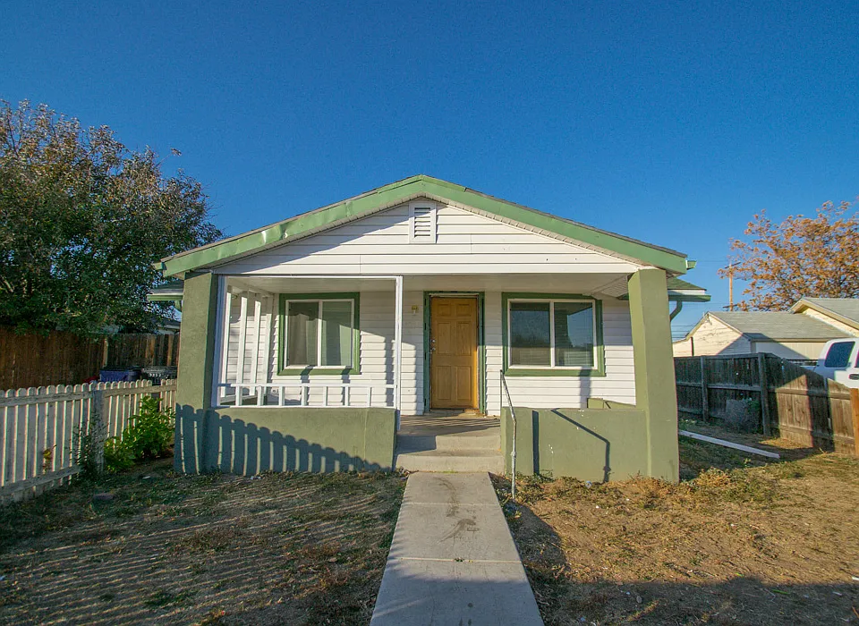 3353 W. Virginia Ave.