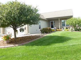 4828 Port Dr, Maumee, OH 43537