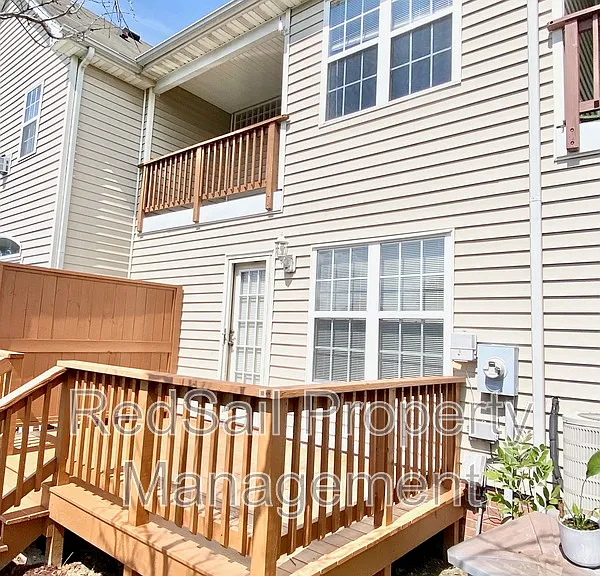 937 Allendale Dr — Photo 3