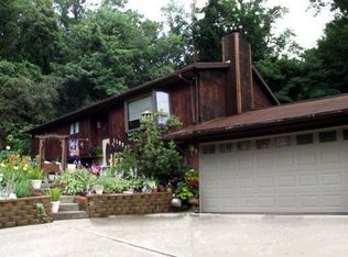 1193 Milton St, Morgantown, WV 26505