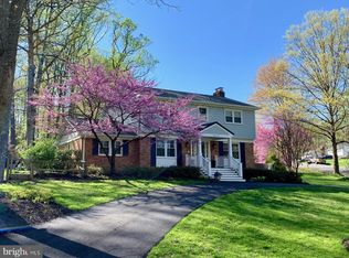 12114 Wayland St, Oakton, VA 22124