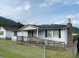 53 Aliff St, Oceana, WV 24870