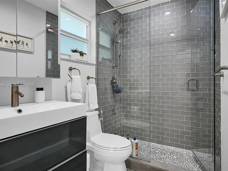 5721 SW 59th Ct — Photo 14