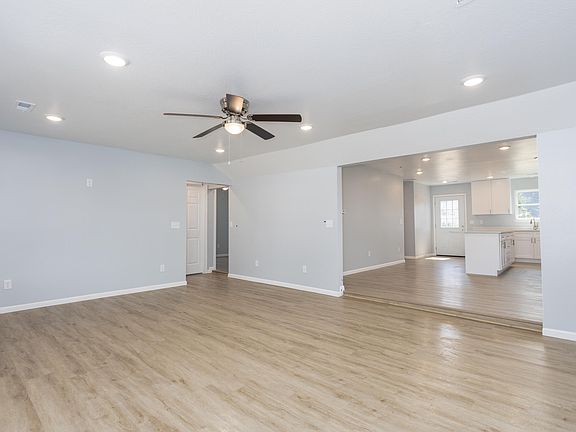 3rd image of 1220 E University Street