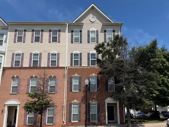 9504 Lee Ct, Manassas, VA 20110