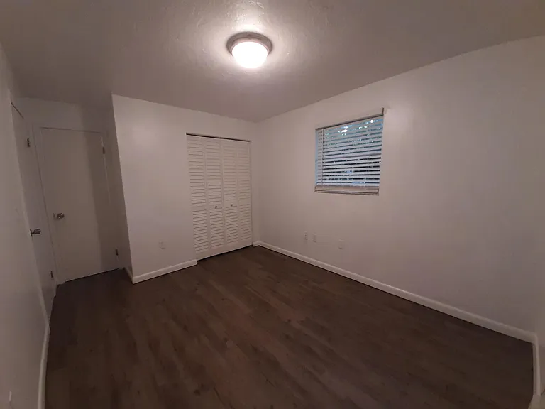 4031 Iola Dr — Photo 23