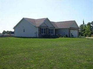 3910 Hidden Valley Trl S, Niles, MI 49120