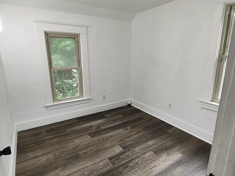 1508 Merrill St — Photo 17