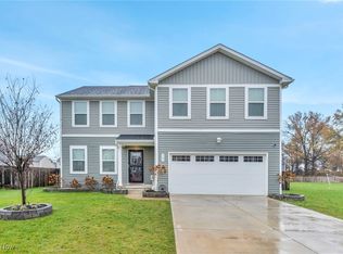342 Fairfield Ct, Elyria, OH 44035