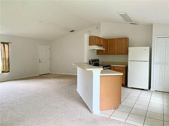 3rd image of 551 Kangley Ave
