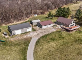 4903 Valley Farm Rd, Central City, IA 52214