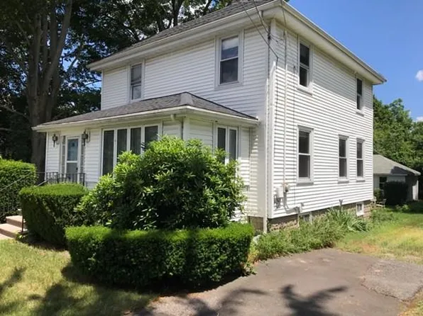 26 Neponset Ave, Hyde Park, MA 02136