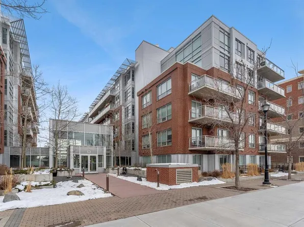 63 N Inglewood Cv SE #412, Calgary, AB T2G 5K4