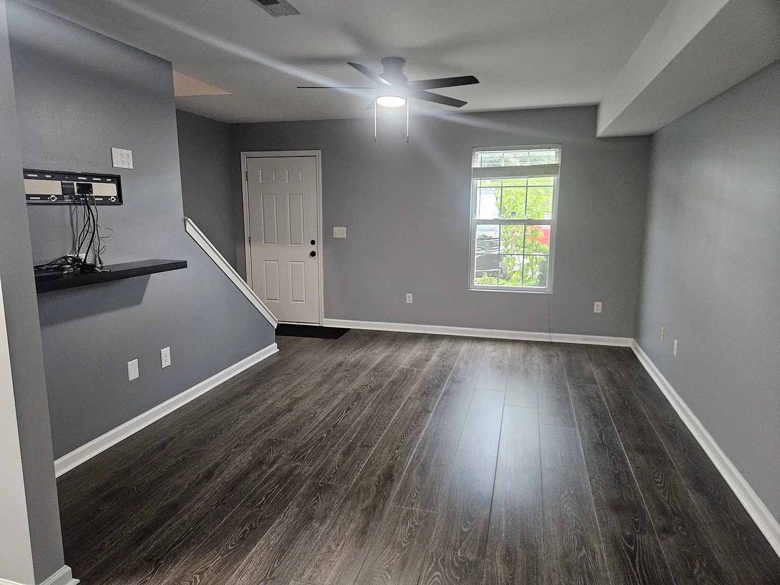 2 bed, 1024 sqft, $1,450 — Photo 1