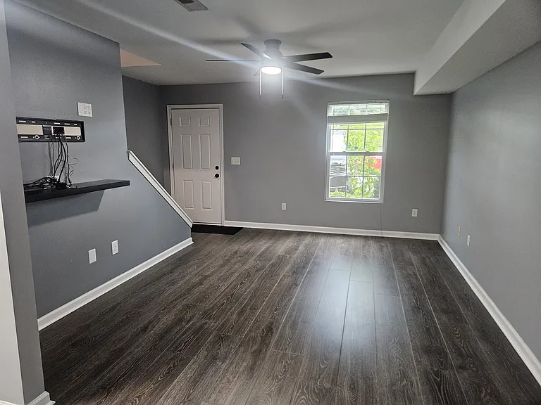 568 Gray Station Rd #3 — Photo 1