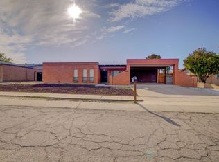 665 N Banff Ave, Tucson, AZ 85748