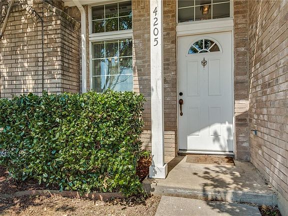 3rd image of 4205 Mulberry Dr