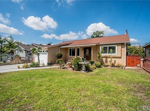 2nd image of 3813 Paddy Ln