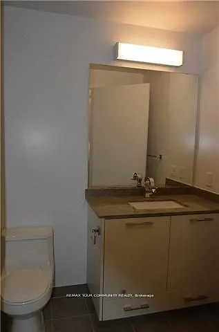 9471 Yonge St #629 — Photo 10