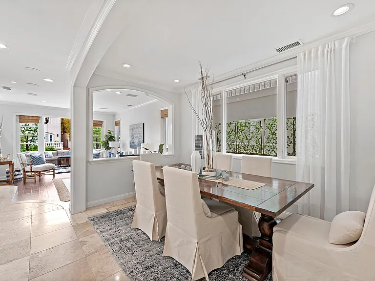 315 Goldenrod Ave — Photo 9