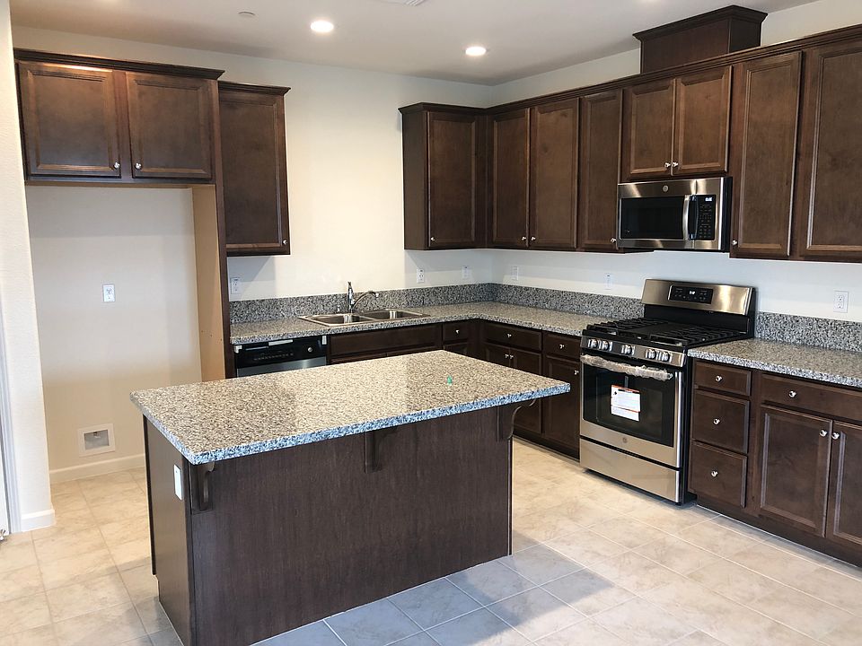 2nd image of 597 Tolman Way