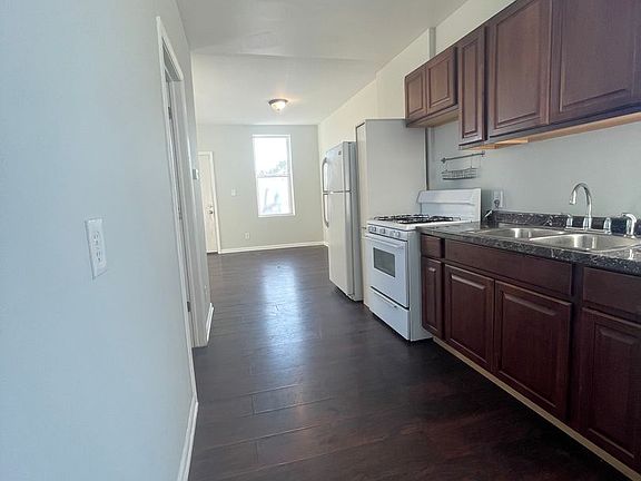 5th image of 2431 S Christiana Ave APT 3R