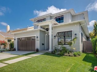 10554 Bradbury Rd, Los Angeles, CA 90064