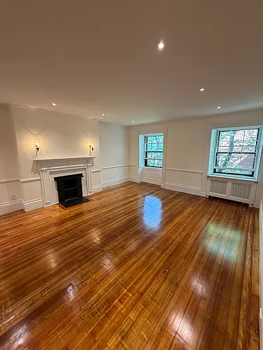 96 Mount Vernon St #4 Photo 1