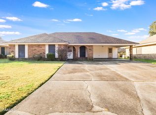 106 Kingswood Dr, Lafayette, LA 70501