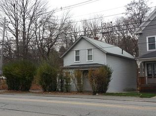 438 Pawtucket St, Lowell, MA 01854