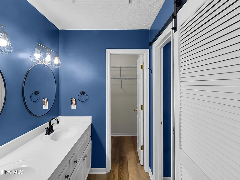 123 Luke Ct — Photo 11