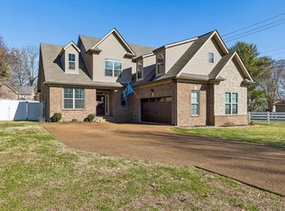 1600 Inverness Dr, Spring Hill, TN 37174
